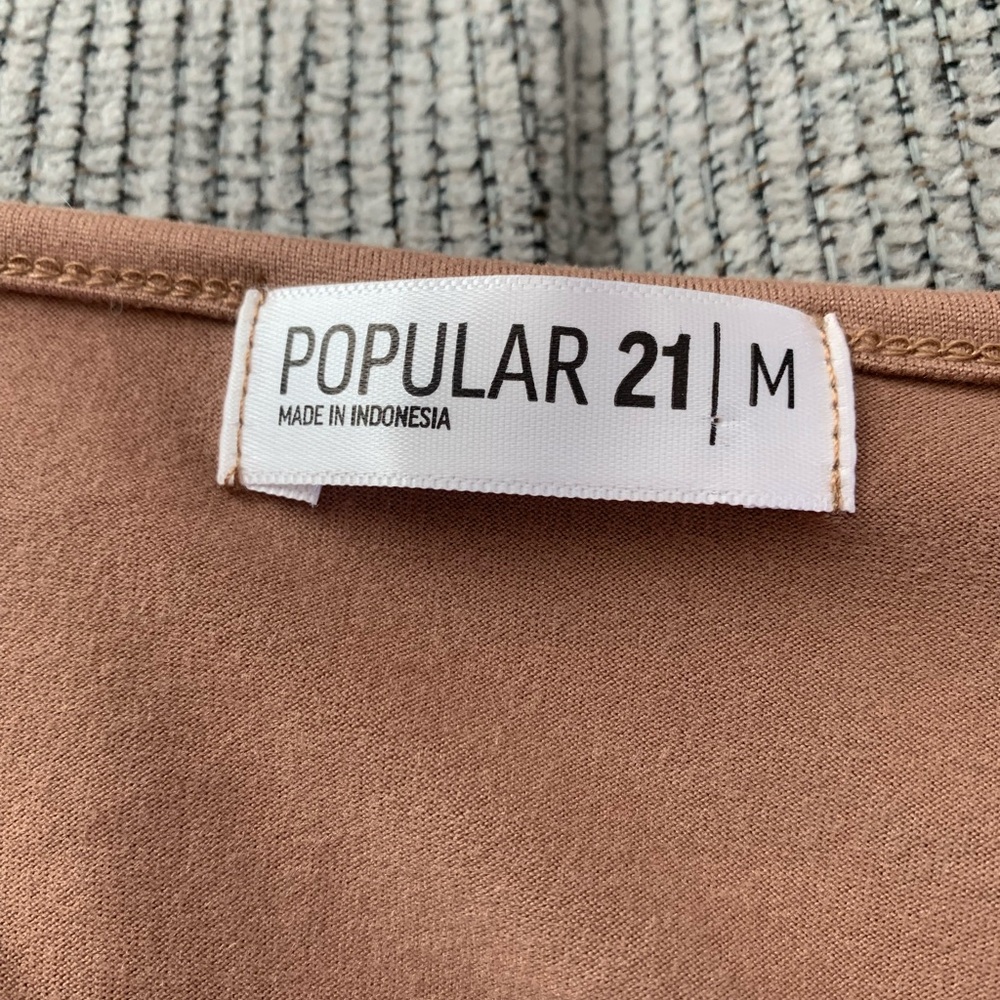 Popular 21 Wrap-Style Tan Top Size Medium - Picture 4 of 5